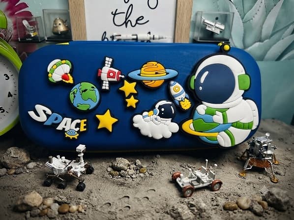 astronaut Silicone Character-Charm Console Carrying Case (Switch-Style Pouch) (Crocs pouch)